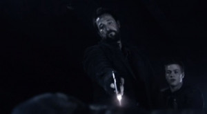 falling skies find your warrior tom executing enemy