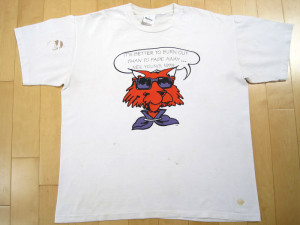 ... !! vintage NEIL YOUNG QUOTE T SHIRT buffalo radio THE FOX 103.3 XL
