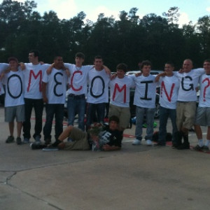 Buy plain white t-shirts, paint each letter to spell HOMECOMING? all ...
