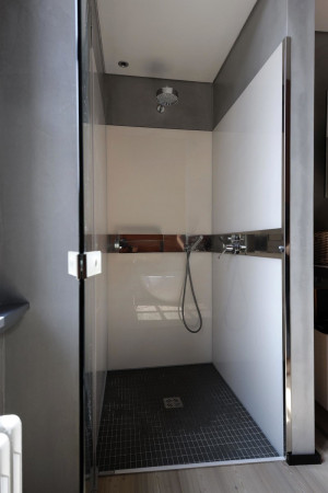 ... Benedini & Partners : White Shower Area With Glazed Door In Bathroom