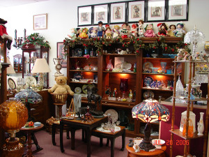 World of Antique and Collectibles