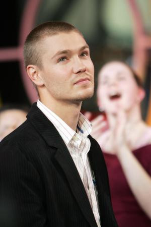 MTV TRL With Green Day And The Cast Of 'One Tree Hill' - Scott Gries ...