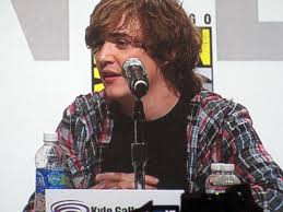 Kyle Gallner - How tall is Kyle Gallner ? Personal Biography ?