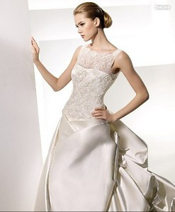 2013 New Arrival Luxurious Sweetheart Embroider Tiered Organza&Satin ...
