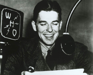 H5,Ronald Reagan as a WHO Radio Announcer in Des Moines , Iowa . 1934 ...