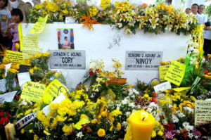 ... Ninoy’s grave – http://en.wikipedia.org/wiki/Benigno_Aquino,_Jr