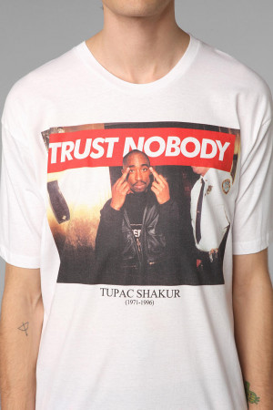 Urban Outfitters Tupac Trust Nobody Tee in White for Men