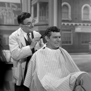 Howard McNear as Floyd Lawson and Andy Griffith as Sheriff Andy Taylor
