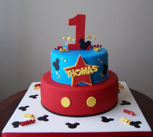 Mickey Mouse cake by cakespace – Beth (Chantilly Cake Designs), via ...