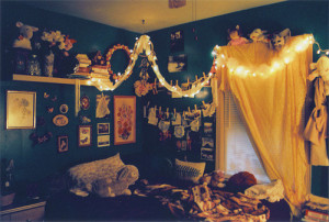 Many Tumblr rooms include random pictures, quotes and lights to create ...