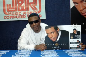 Keith Sweat signs his new CD