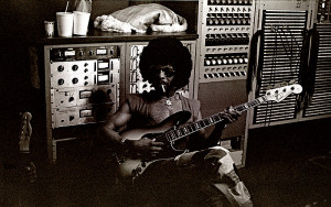 Sly Stone in the studio 1975-sly-stone-1975.jpg
