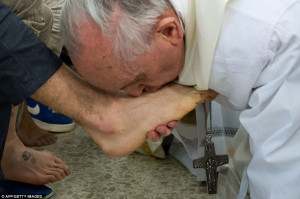 Pope Francis kisses and washes feet of young offenders at Rome prison ...