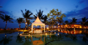 Home Food Romantic Candle Light Dinner On The Beach