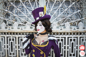 Lilith Mad Moxxi Cosplay Clash