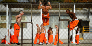 CALIFORNIA-PRISON-OVERCROWDING-facebook.jpg