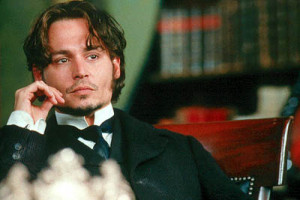 Johnny Depp as an inspector investigating the Jack The Ripper murders ...