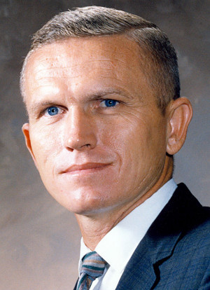 ... frank borman to speak at eaa image source frank borman to speak at