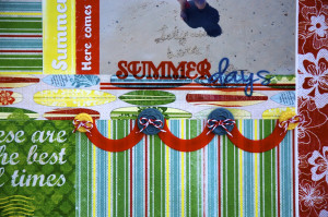 The fun scalloped border was created by snipping the plastic circle ...