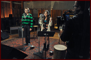 Go Behind-the-Scenes of Disney Stars’ FROZEN Cover with Olivia Holt ...