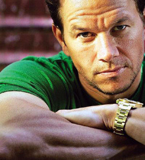 Rolex watch is often the favorite of most stars, Marc Walberg above ...