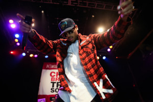 Chris Brown Completes Community Service; Resumes ‘Between the Sheets ...