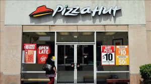Pizza Hut is ordering up smaller restaurants.