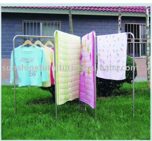 outdoor_metal_laundry_garment_clothes_hanging_drying.jpg