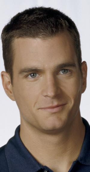 MV5BMjA5NzkyMTgyMF5BMl5BanBnXkFtZTcwMTA0MTMyOA@@._V1_SY1200_CR95,0,630 ...