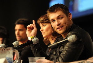 Lucy Lawless Liam Mcintyre...