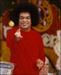 Sai Baba Quotes Hurt Never http://www.saicentrekatong.com/sevareports ...