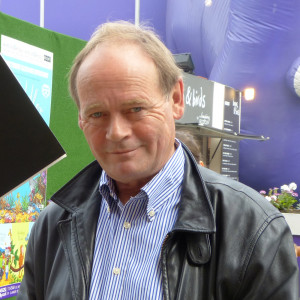 John Lloyd (producer) - Wikipedia, the free encyclopedia