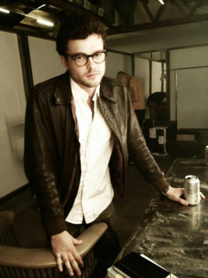 Alden Ehrenreich. He should wear glasses always. Beautiful Men ...