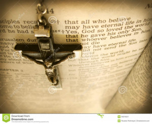 ... : Handmade Rosary Crucific Hangs over Bible Verse from Heaven s View