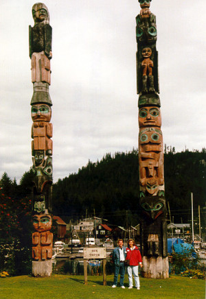 Two totems outside the tribal house.