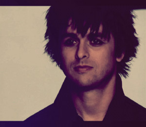 Billie-Joe-billie-joe-armstrong-22841451-500-437.gif