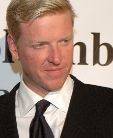 Jake Busey - How tall is Jake Busey ? Personal Biography ?