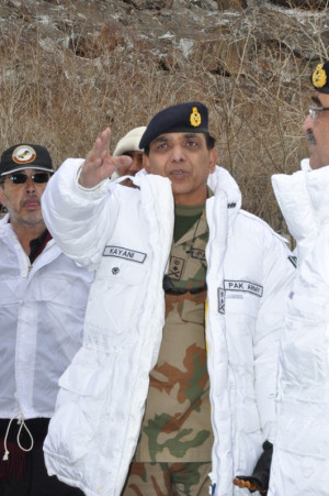 Chief of Army Staff, General Ashfaq Parvez Kayani during his visit of ...