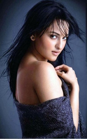sonakshi sinha photos hot bollywood actress sonakshi sinha bikini ...