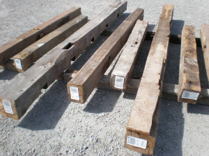 ... 643 - Trailblazer Weathered Timbers in Indiana / Weathered Sawn B
