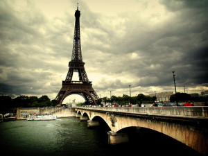 巴黎埃菲尔铁塔图片 法国巴黎埃菲尔铁塔图片大全