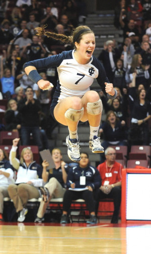 Hannah McGlone (Streamwood), Sr., 6-0, C
