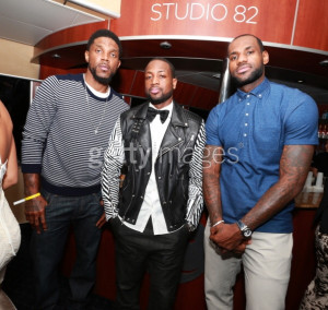 Re Dwyane Wade Celebrates His 32nd Birthday on a Yacht quot Way of ...