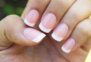nails-fake-nails-French-Manicure-Fake-nails-For-Flat-Nails.jpg