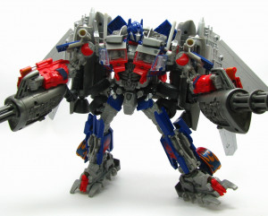 image103crop TFW Reviews Dark of the Moon Jetwings Optimus Prime