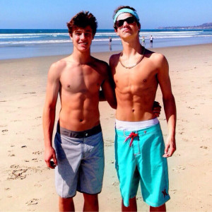 taylor caniff (@2fab4caniff) | Twitter