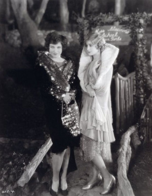 Flapper girls, 1920s: 1920 S, Modern Maiden, Flappers Dresses, 1920S ...