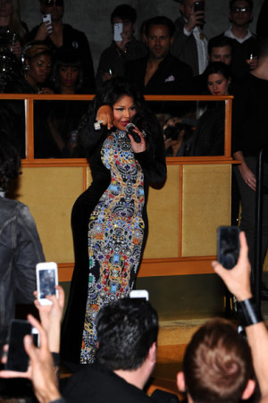 Lil’ Kim Is Pregnant: Reveals Baby Bump at The Blonds NYFW Show