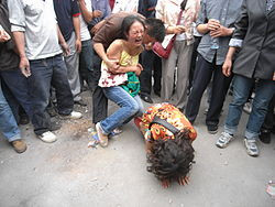 Victims of 2008 Sichuan earthquake in suffering.