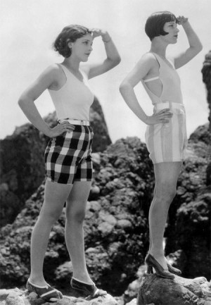 lushlight:mudwerks:Louise Brooks & Evelyn Brent (by silent_screen ...